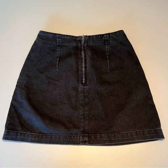 Topshop Embroidered Flower Mini Denim Skirt - Picture 4 of 7